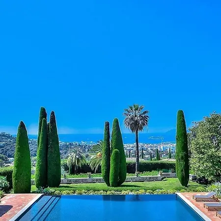 Vila Lerins Ii *